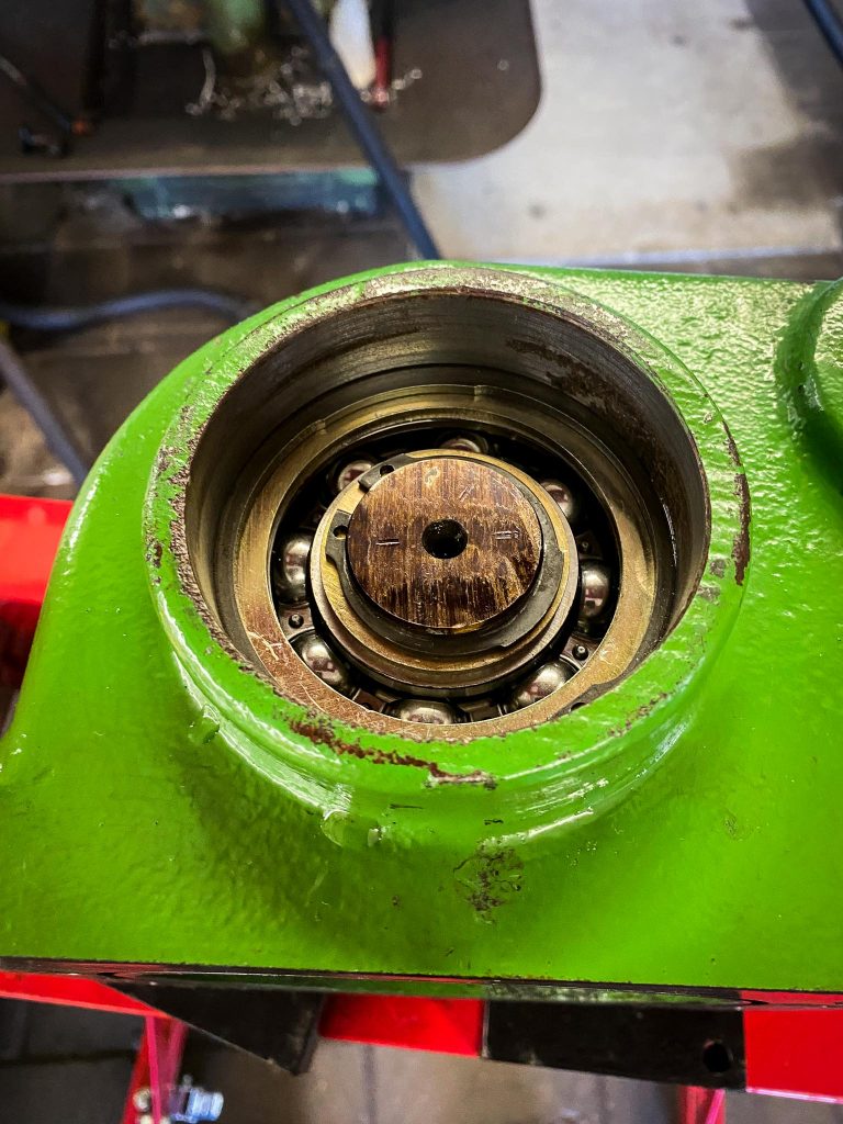 deGroot_Friedeburg_Norddeutschland_Hydraulikreparaturen_schweißen_Bolzen