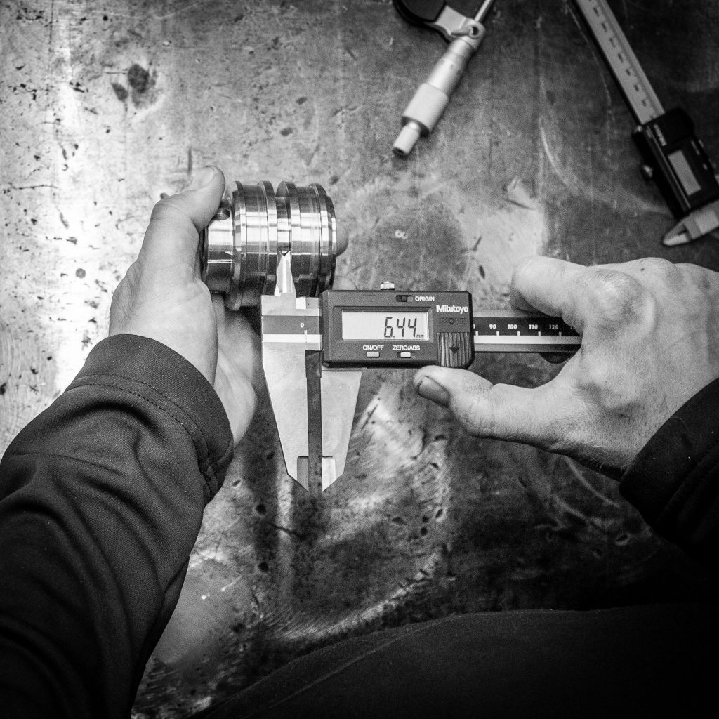 deGroot-friedeburg-ostfriesland-friesland-hydraulikreparaturen-messtechnik-bolzen-buchsen-landmaschinen-baumaschinen