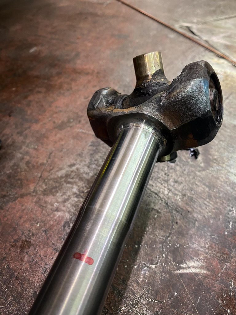 deGroot_hydraulikreparaturen_Friedeburg_Norddeutschland_Landmaschinen_Bolzen_Ersatzteilfertigung_Hydraulikreparaturen